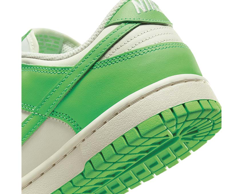 Nike Dunk Low W Sail / Green Strike HV0842-133