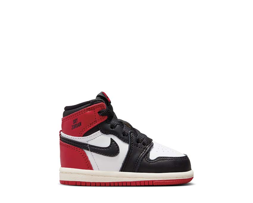  Nike Jordan 1 Retro High OG "Black Toe" White / Black - Varsity Red - Sail FD1413-106