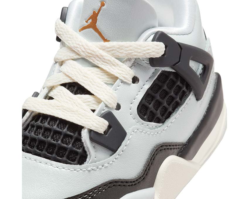 Nike Jordan 4 Retro Pure Platinum / Metallic Gold - Black - Sail FZ8584-070