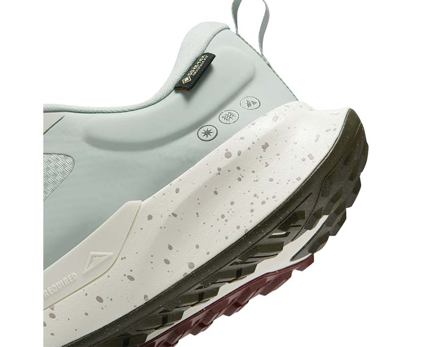 Nike Juniper Trail 2 Gore-Tex Light Silver / Barely Volt-College Grey HM9734-003
