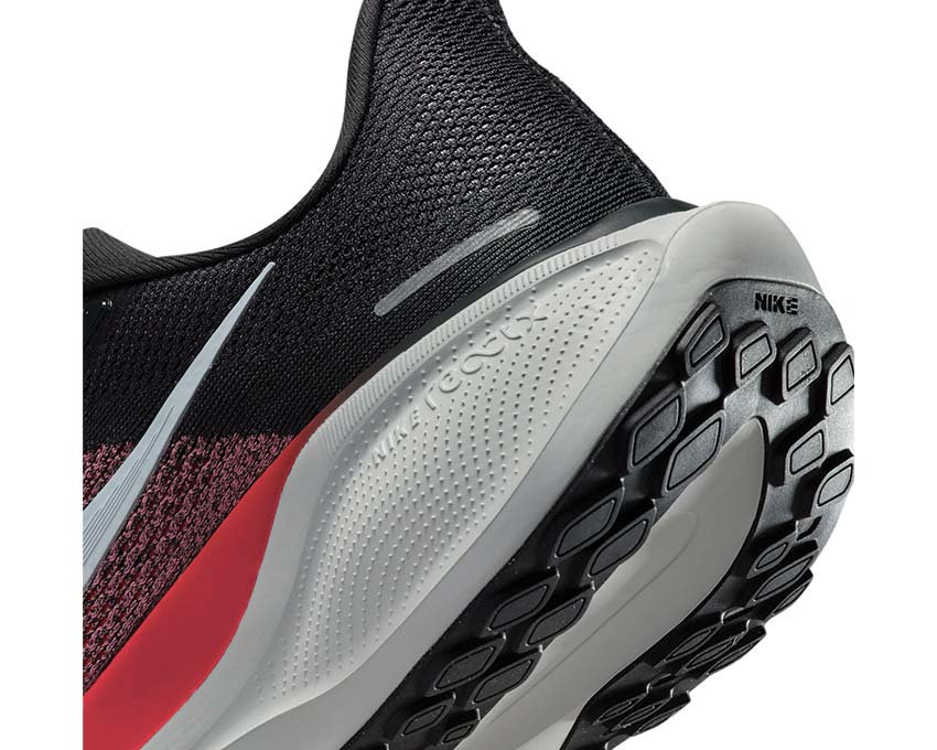 Nike Pegasus 41 DK Smoke Grey / Black - LT Crimson FN4932-005