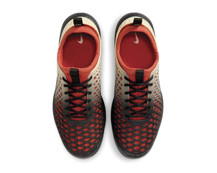 Nike Rejuven8 OG SE Rust Factor — vista tre quarti posteriore