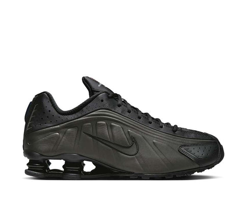 Nike Shox R4 Black / Black - Black - Bright Crimson HQ1988-001