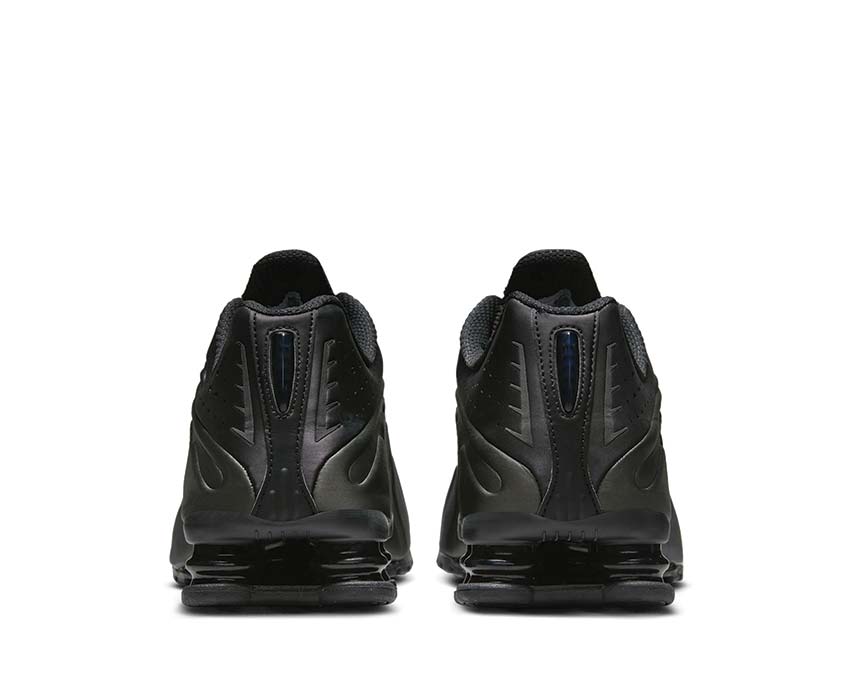 Nike Shox R4 Black / Black - Black - Bright Crimson HQ1988-001