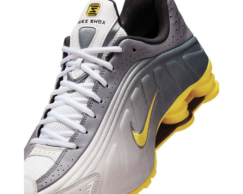  Nike Shox R4 SE IH3397-078