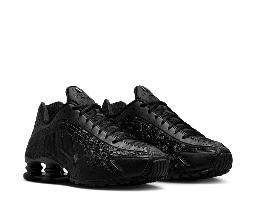 Nike Shox R4 W Black / DK Smoke Grey HV0934-002