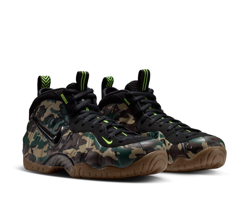 Nike Air Foamposite Pro Premium "Black/Voltage Green-Gum-Dark Brown" - sneakers homme - vue 3