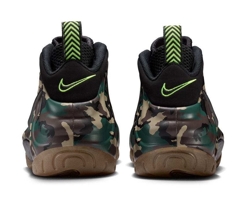 Nike Air Foamposite Pro Premium "Black/Voltage Green-Gum-Dark Brown" - sneakers homme - vue 4