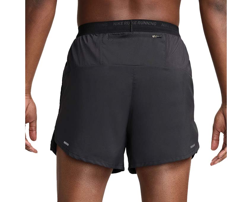 Nike Stride  Black / Black / Reflective Silver DM4755-10