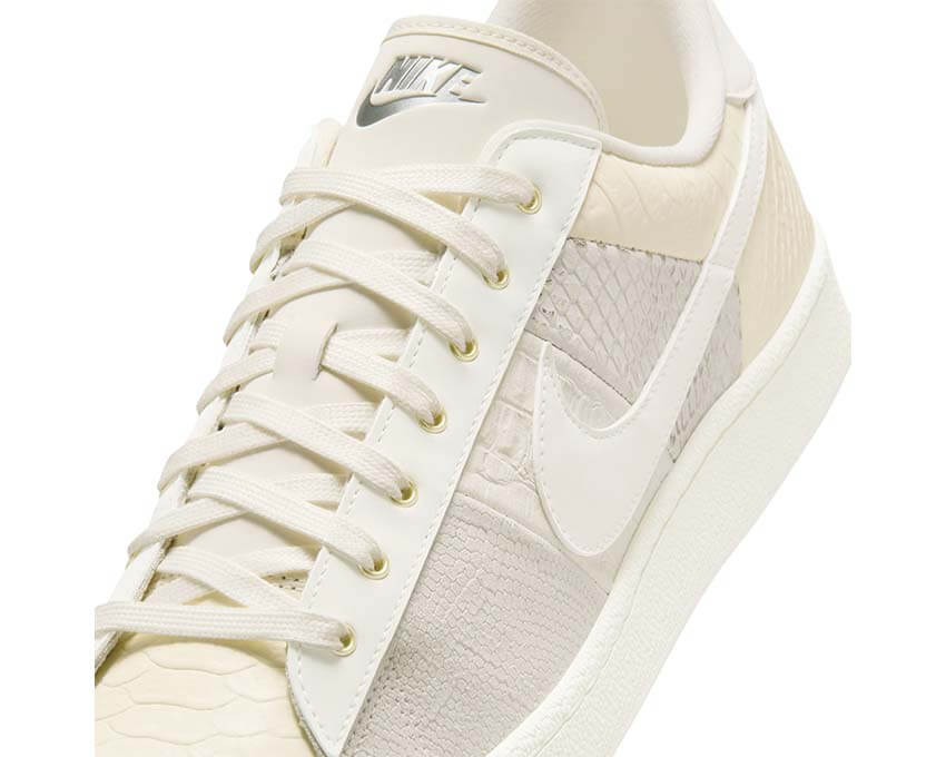 Nike Tennis Classic Cs Prm Wtch Bnd IQ5786-100