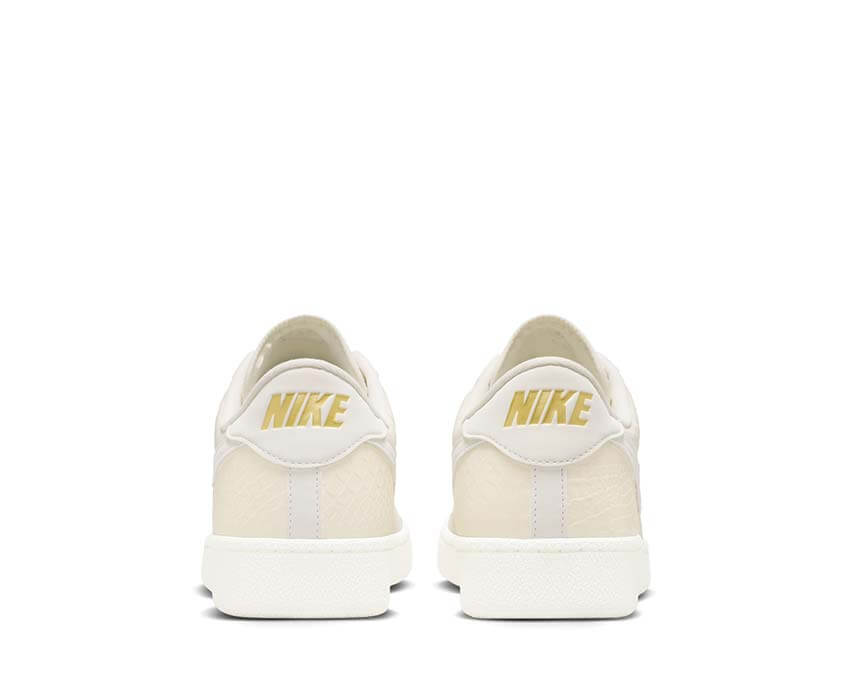 Nike Tennis Classic Cs Prm Wtch Bnd IQ5786-100