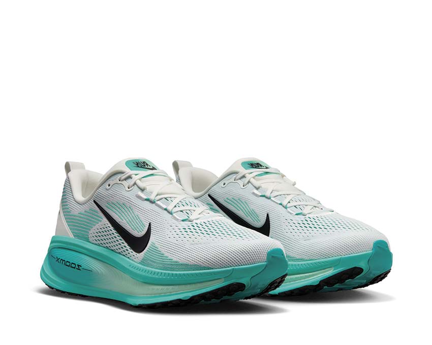  Nike Vomero 18 HM6803-103