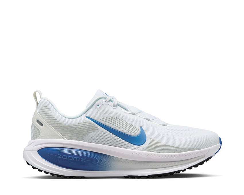  Nike Vomero 18 HM6803-107 