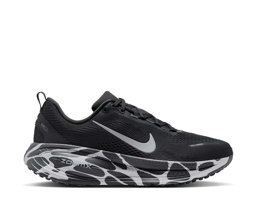  Nike Vomero 18 IM6010-060