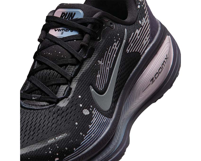 Nike Vomero 18 SE W HV1779-001