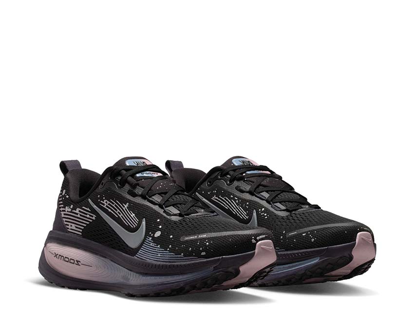 Nike Vomero 18 SE W HV1779-001