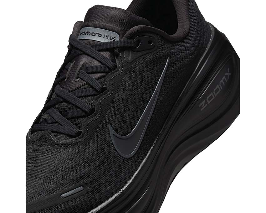 Nike Vomero Plus HV8150-003