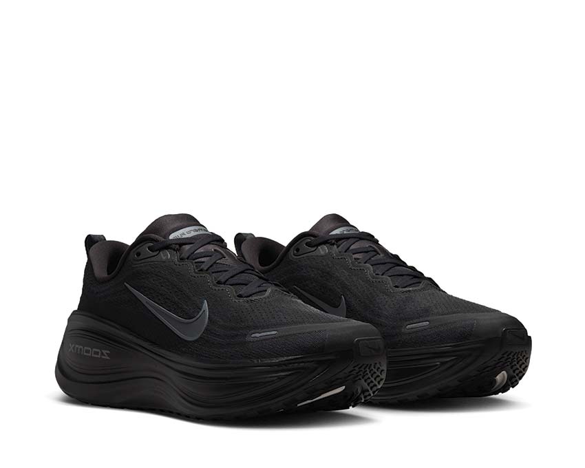 Nike Vomero Plus HV8150-003