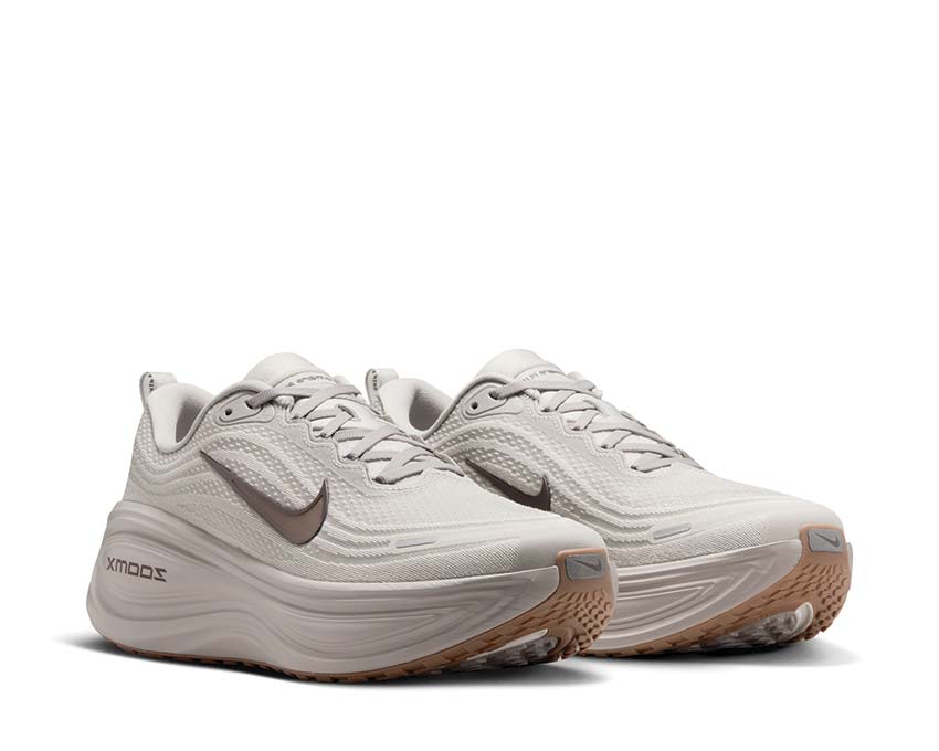 Nike Vomero Plus HV8150-005