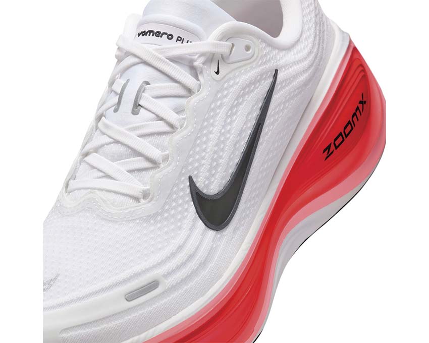 Nike Vomero Plus HV8150-100