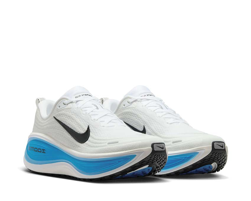  Nike Vomero Plus HV8150-103