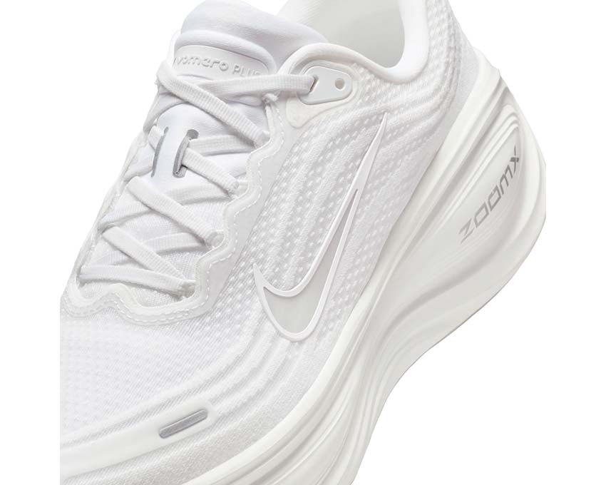 Nike Vomero Plus White/Summit White-Photon Dust-Mtlc Silver HV8150-102