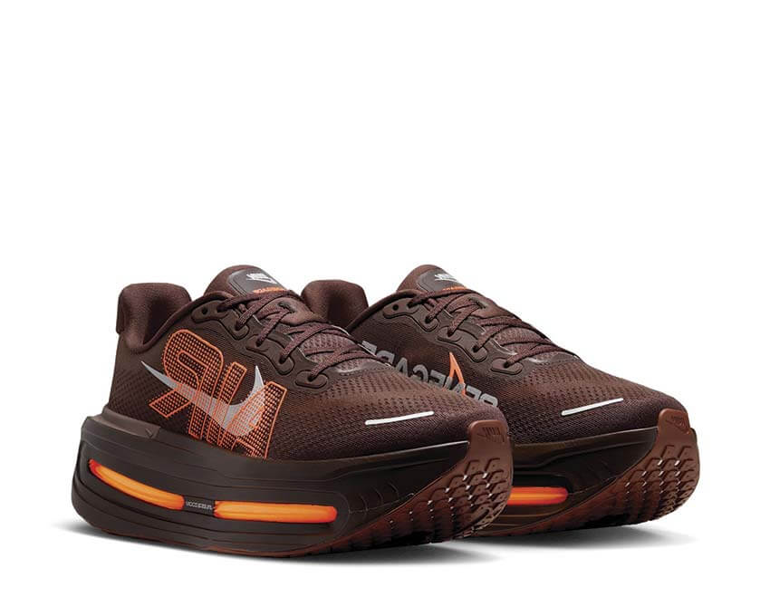 Nike Vomero Premium x Renegade IQ7314-200