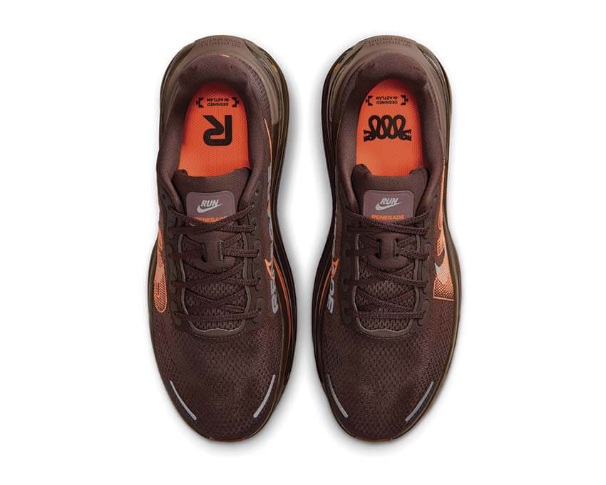 Nike Vomero Premium x Renegade IQ7314-200