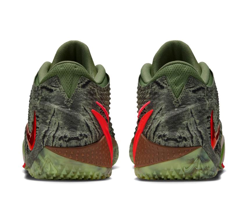Nike 4 Halloween "Zombie"