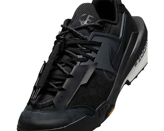  Nike Zegamadome x Sacai HQ8618-001