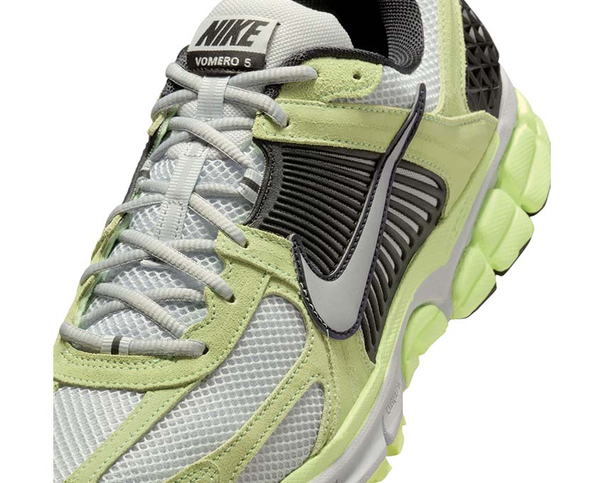Nike Zoom Vomero 5 Barely Volt / MTLC Platinum - Pure Platinum HF1553-700