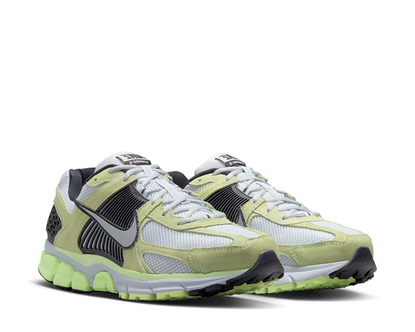 Nike Zoom Vomero 5 Barely Volt / MTLC Platinum - Pure Platinum HF1553-700