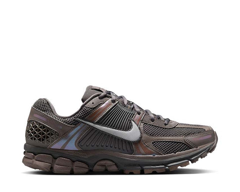 Nike Zoom Vomero 5 Cave Stone / Metallic Silver-Multi-Color HF5493-201
