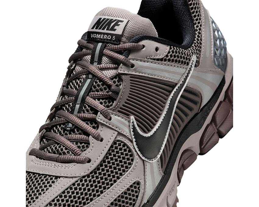 Nike Zoom Vomero 5 College Grey / Black - Cave Stone - Mtlc Silver FB9149-005