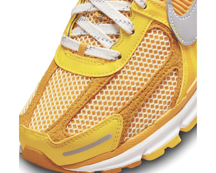 Nike Zoom Vomero 5 Premium Yellow Strike / Metallic Silver FJ4453-765