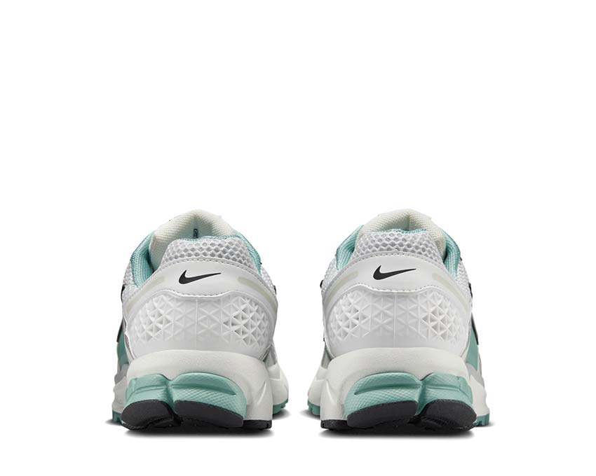 Nike Zoom Vomero 5 W HF1877-101