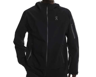 On Trek Jacket M Black vue de dos — capuche ajustable veste trail homme