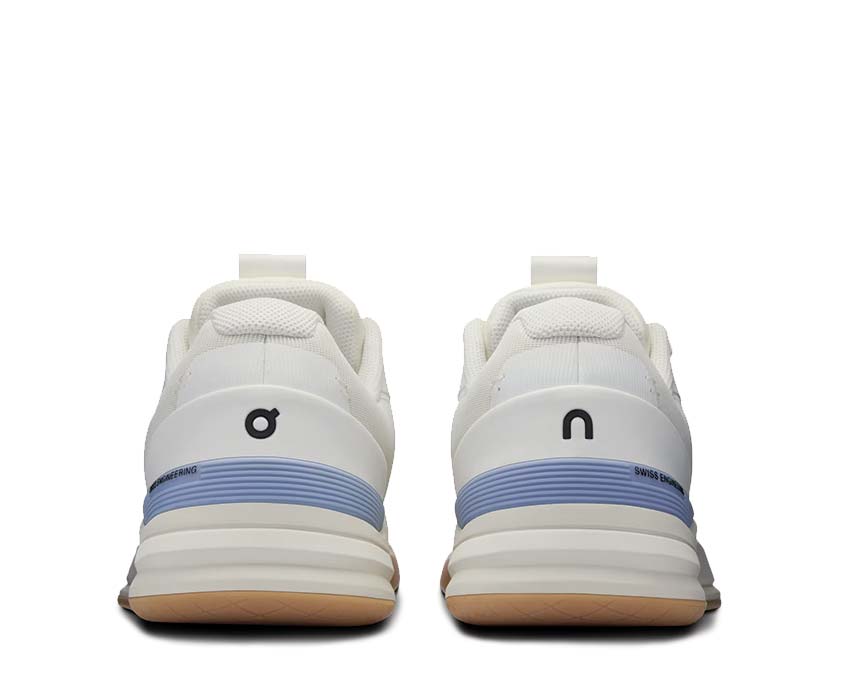 On The Roger Pro Ivory / Chambray 48.97696