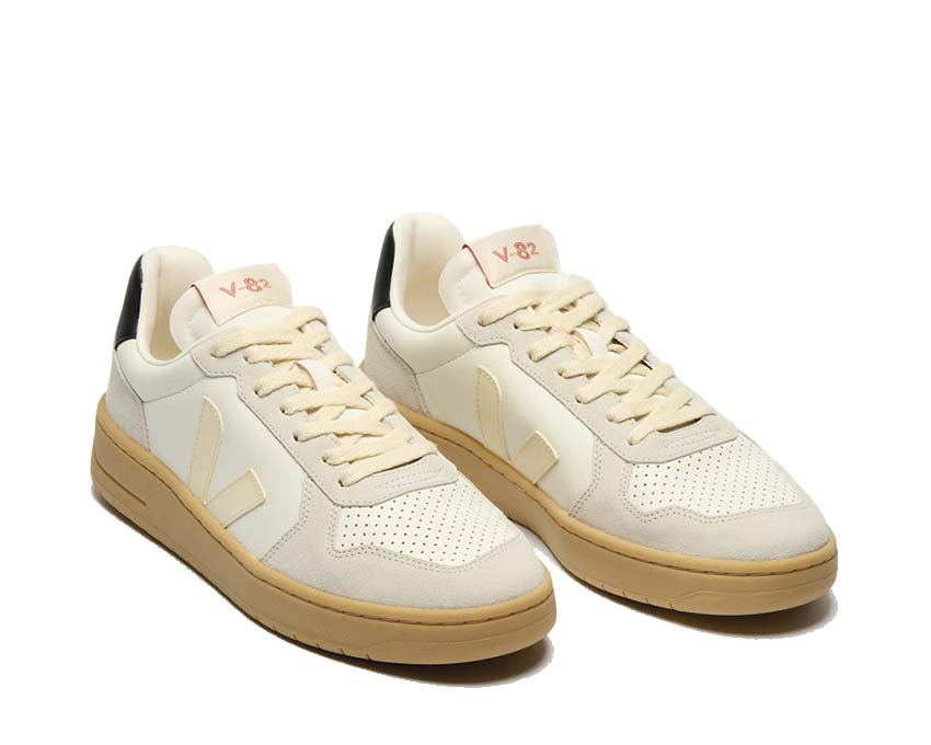 Veja V-82 Grained Leather VE3320942B