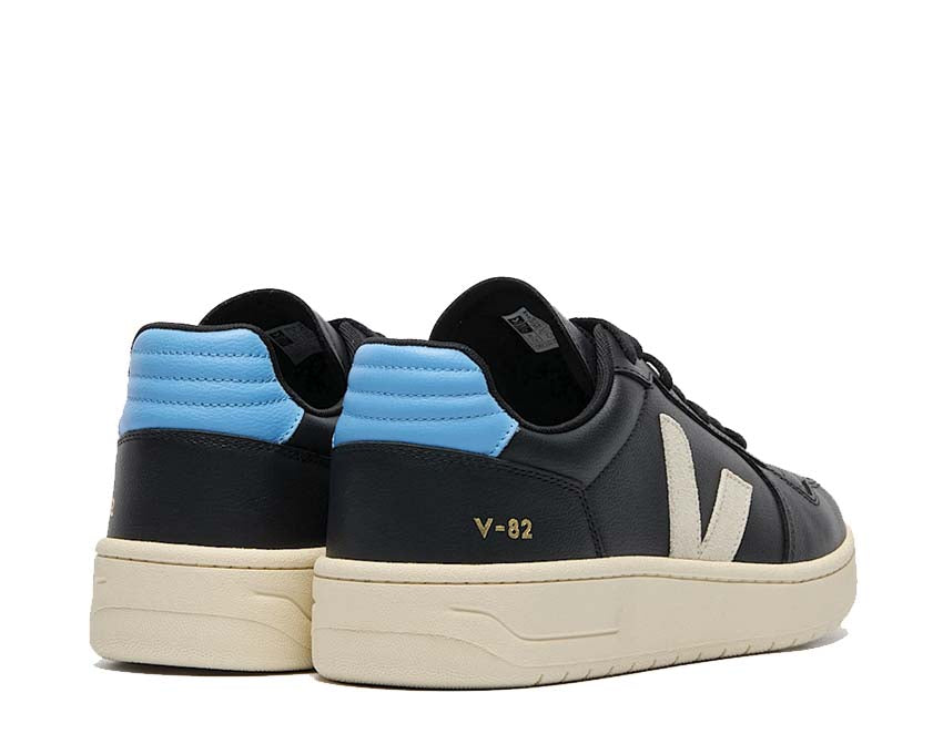 Veja V-82 II Grained Leather