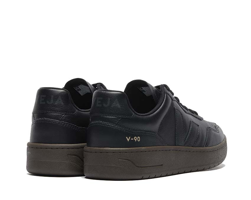  Veja V-90 O.T. Leather Black-Eagle VD2020932B 
