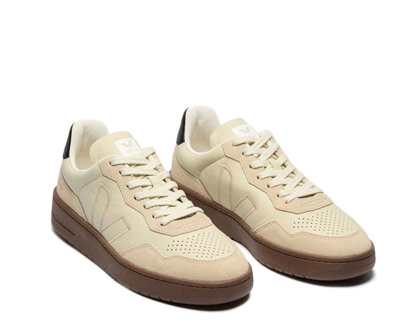 Veja V-90 ZZ O.T. Pierre / Almond / Black VZ2020751A