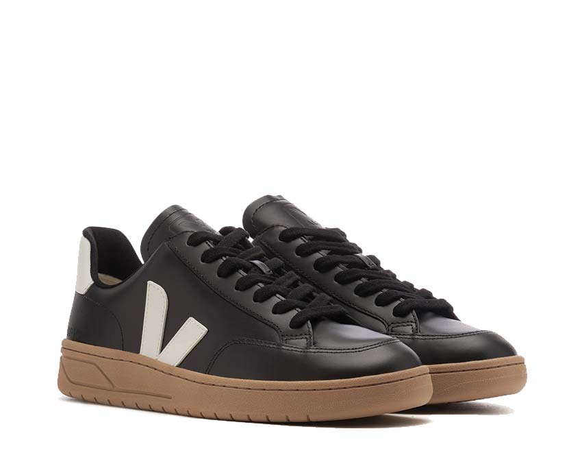 Veja V-12 Leather White / Cosmos XD0203638B