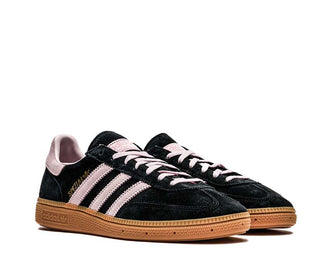 Adidas Handball Spezial W Black Pink vista lateral — ante negro acentos rosas