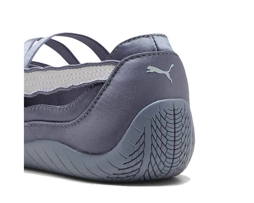 Puma Speedcat Ballet Venus détail — détail cuir gris logo Puma Speedcat Venus