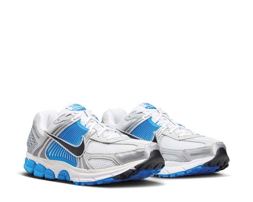 Nike Zoom Vomero 5 White / Black - Pure Platinum - Photo Blue FJ4151-100