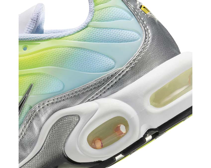 ike Air Max Plus W White / Black - Cyber - Glacier Grey HJ9574-10