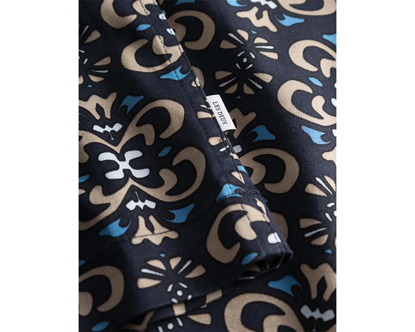 Les Deux Hendrix AOP SS Shirt Dark Navy LDM401080