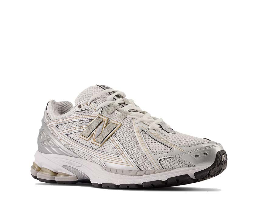New Balance 1906R White / Rain Cloud - Silver Metallic M1906RI