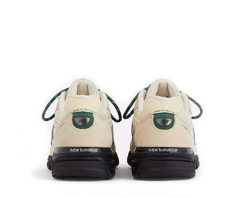 New Balance 990v4 USA Macadamia Nut / Black U990GB4